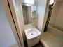 洗面設備　洗面台は独立していて使いやすそうですね。