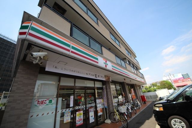 コンビニ　セブン-イレブン さいたま本町西５丁目店（コンビニ）まで162m