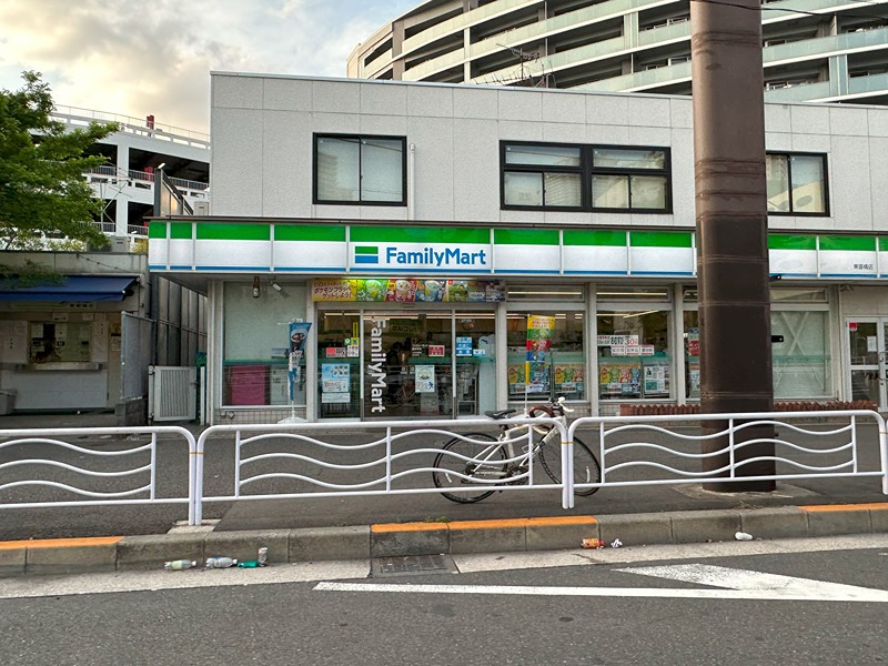 コンビニ　ファミリマート 東雲橋店（コンビニ）まで345m