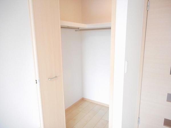 その他部屋・スペース　明るい洋室！
