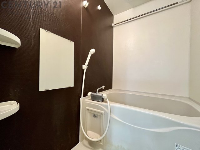 バス・シャワールーム　浴室乾燥機付きで便利！