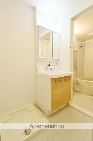 グランクリュ佐古 WESTの内装写真