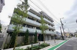 建物外観　閑静な住宅街に立つ綺麗なマンションです♪