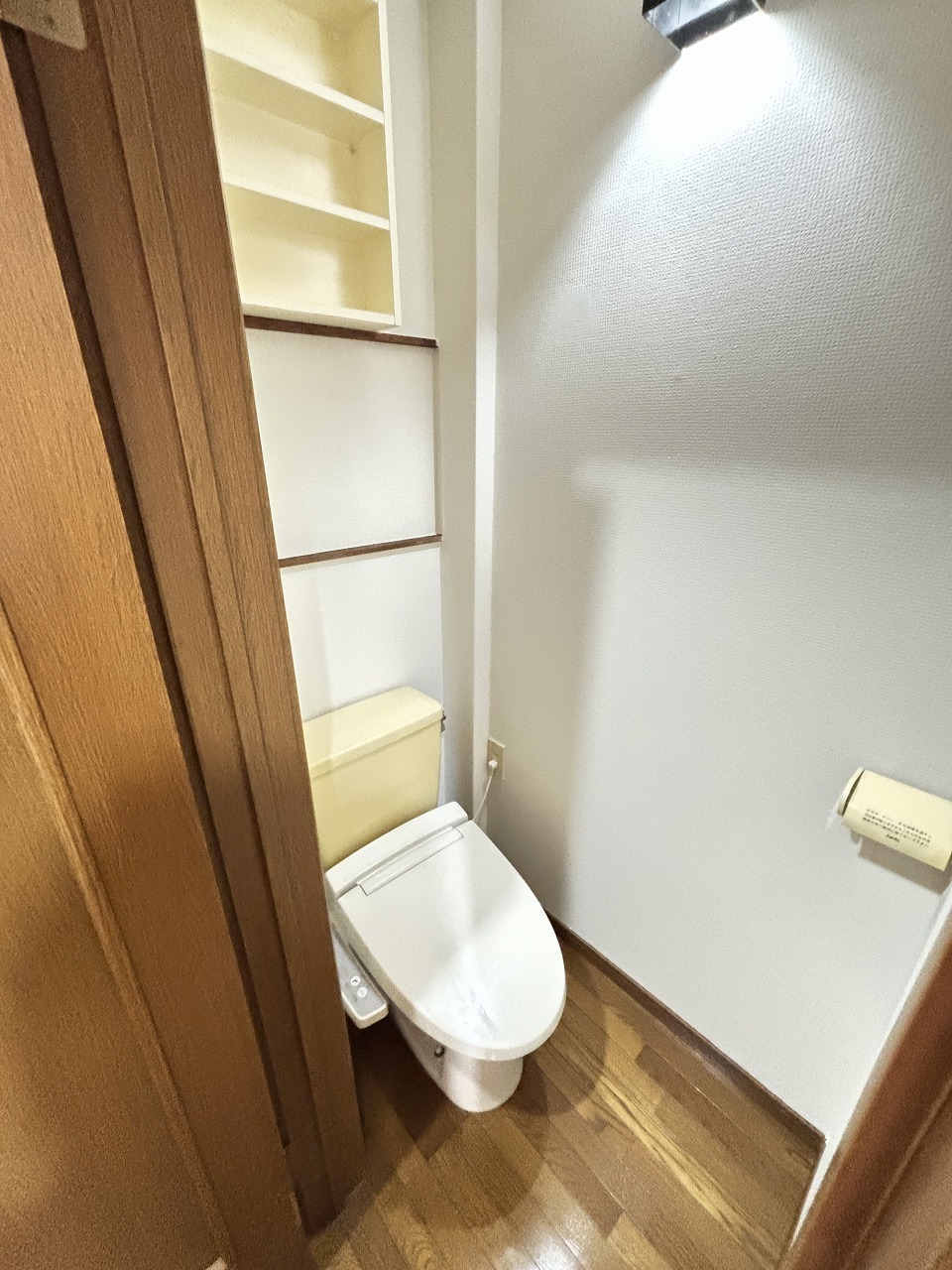 山本住宅のトイレ写真