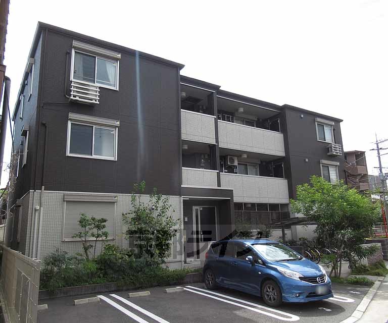 ココ カルティエの外観写真