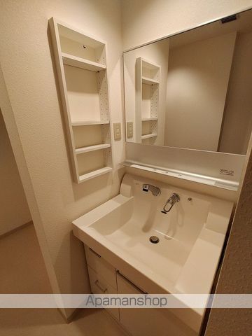 レガーロ美術館通の内装写真