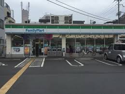 コンビニ　ファミリーマート 田辺店（コンビニ）まで72m