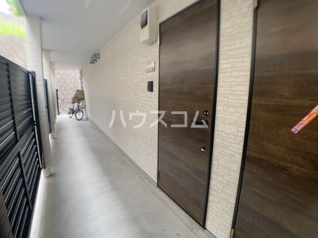 ロイヤルメゾン幕張本郷の外観写真