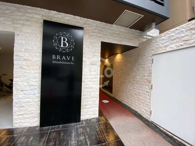 エントランス　BRAVE北新町　エントランス