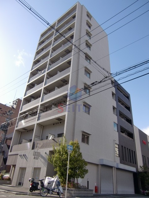 ファーストワン江坂の外観写真