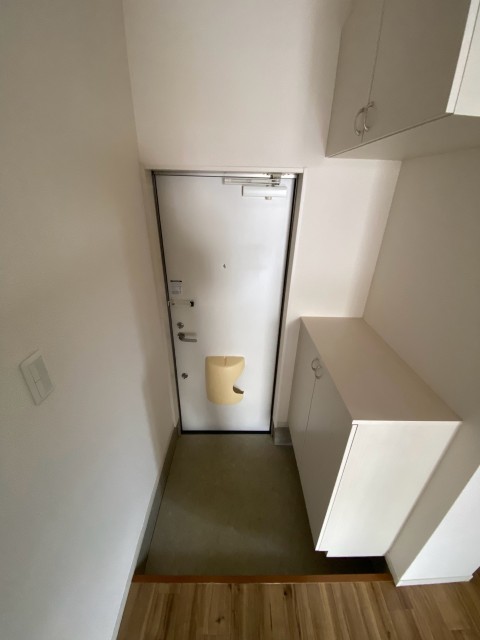 ハイツソラーナの玄関写真