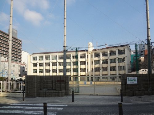 小学校　大阪市立中央小学校（小学校）まで255m