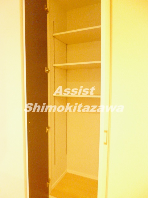 ロイヤル三軒茶屋のその他写真