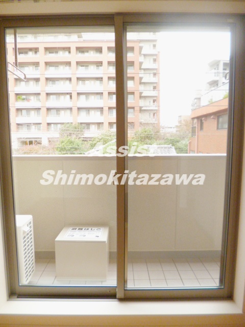 ロイヤル三軒茶屋の内装写真