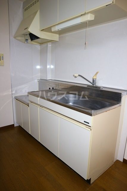 ＪＲ京浜東北線 蕨駅 徒歩34分 3階建 築32年のキッチン写真