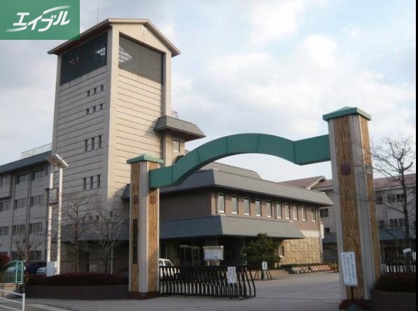 小学校　岡山市立御南小学校（小学校）まで183m