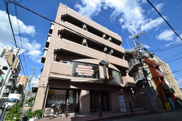 ドゥヴェル甲南の外観写真
