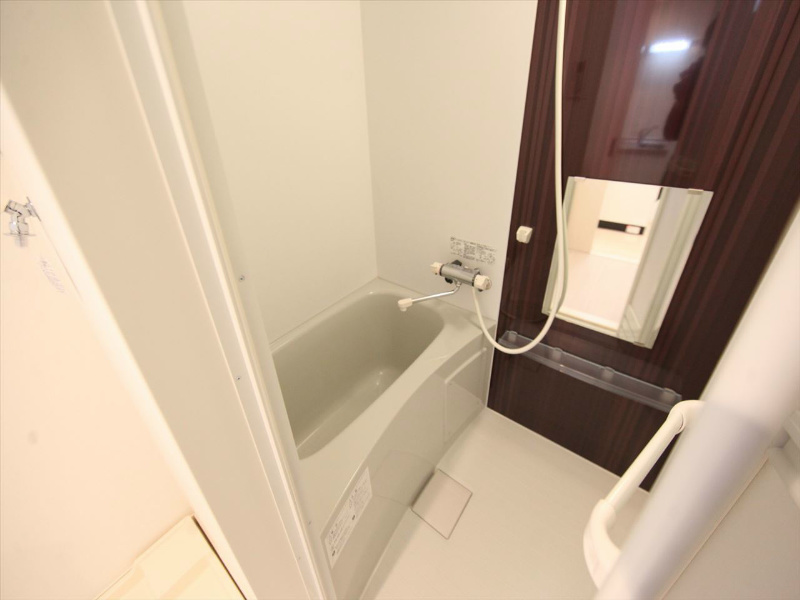 バス・シャワールーム　浴室暖房乾燥機付　24時間換気機能付バスルーム