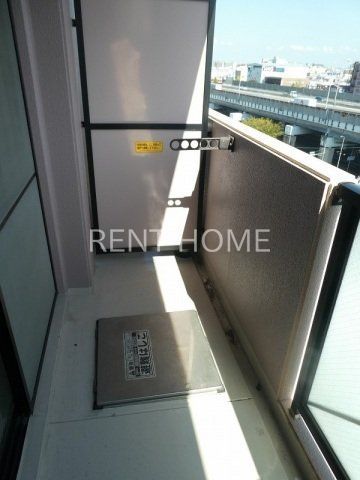 バルコニー　東向きバルコニーです