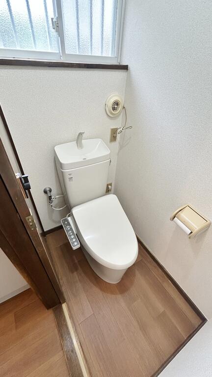 原市賃貸住宅のトイレ写真