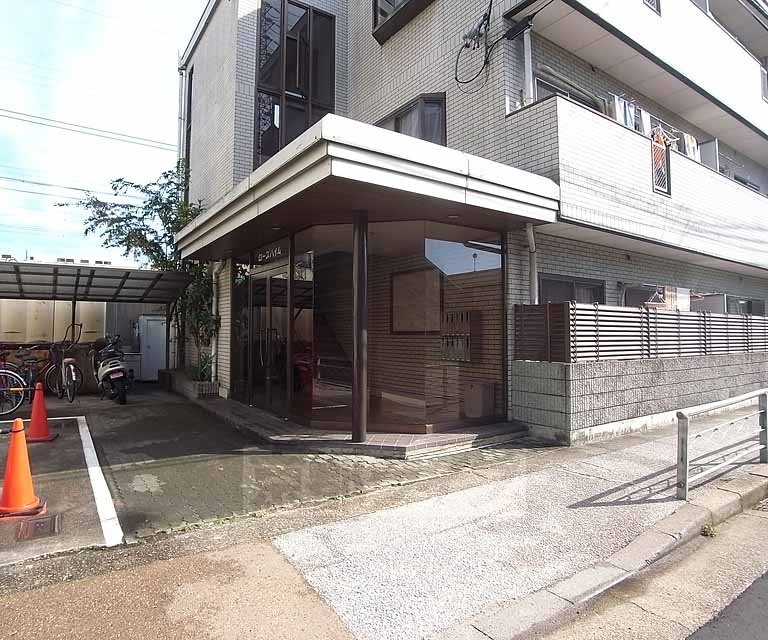 近鉄京都線 竹田駅 徒歩3分 3階建 築39年の外観写真