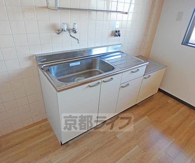 近鉄京都線 竹田駅 徒歩3分 3階建 築39年のキッチン写真