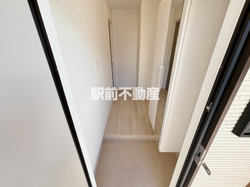 ＪＲ鹿児島本線 荒尾駅 徒歩31分 2階建 築3年の玄関写真