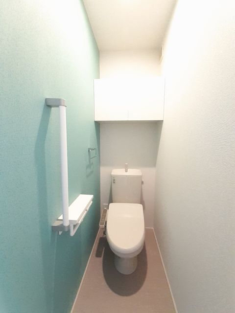 上越新幹線 新潟駅 徒歩21分 3階建 築3年のトイレ写真