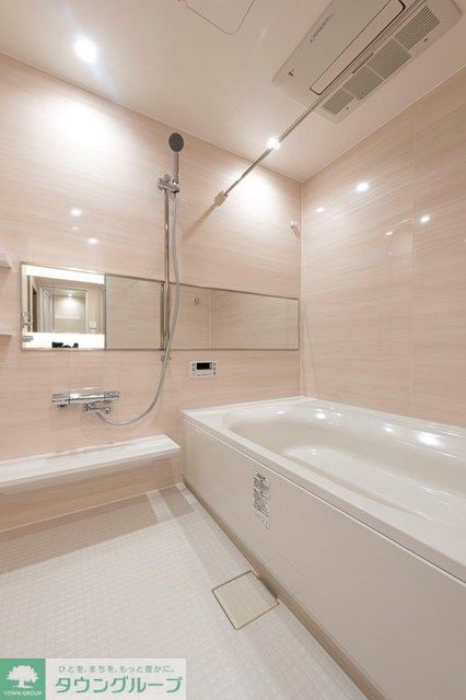 バス・シャワールーム　※写真は同タイプ住戸です。