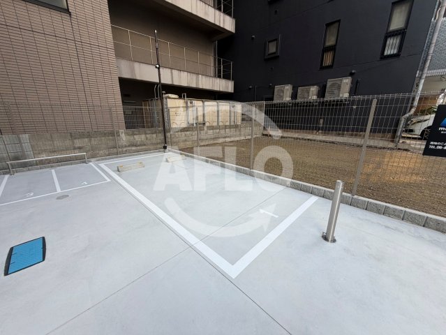 その他共有部分　ArtizA南船場　バイク置き場