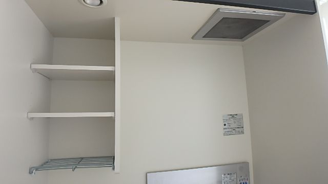 地下鉄谷町線 中崎町駅 徒歩7分 4階建 築52年の内装写真