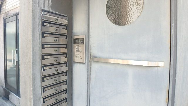 地下鉄谷町線 中崎町駅 徒歩7分 4階建 築52年の外観写真