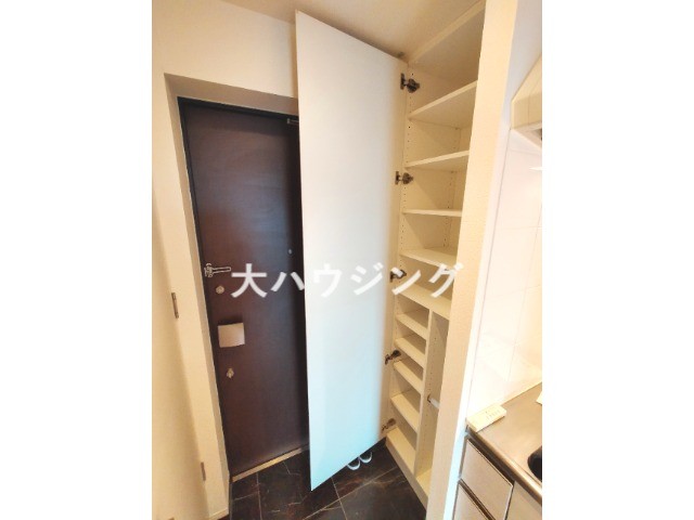 スカイコートヒルズ品川御殿山の玄関写真