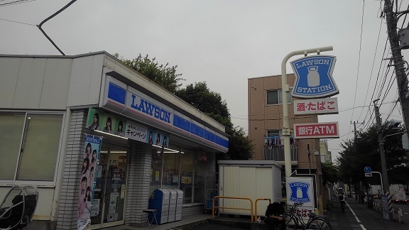 コンビニ　ローソン（コンビニ）まで400m