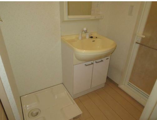 洗面設備　同物件別部屋写真