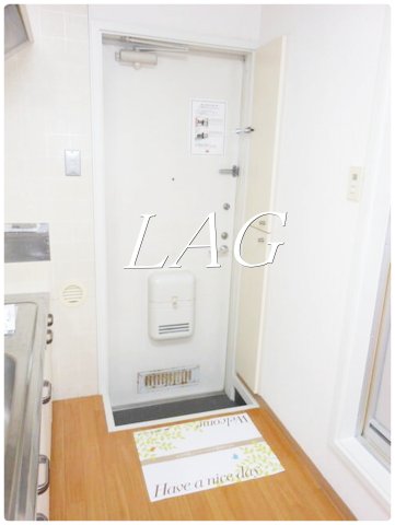 玄関　玄関です。