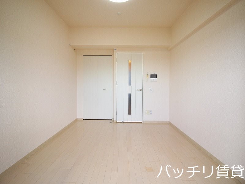 エステムコート博多・祇園ツインタワーファーストステージの居間写真