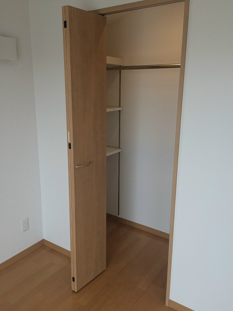 収納　※別部屋のお写真になります