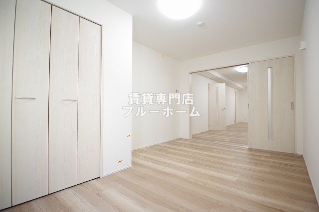 その他部屋・スペース　南東向きの明るい洋室！