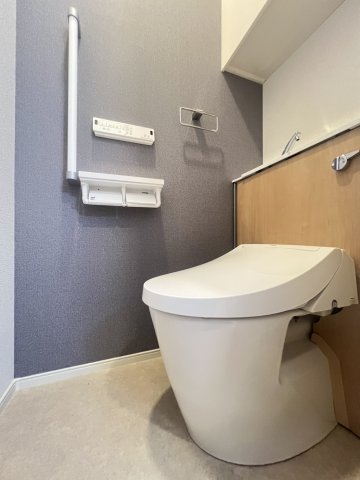 コテポルトのトイレ写真