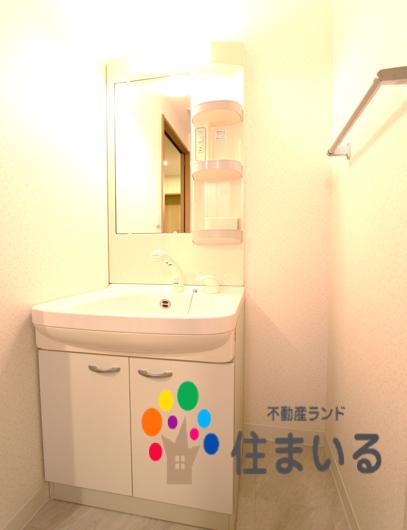 地下鉄桜通線 徳重駅 徒歩12分 3階建 築19年の内装写真