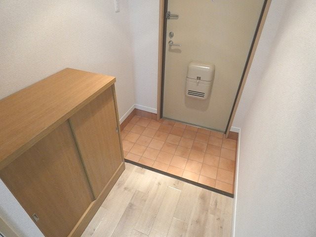リンピアコーポウエストの玄関写真