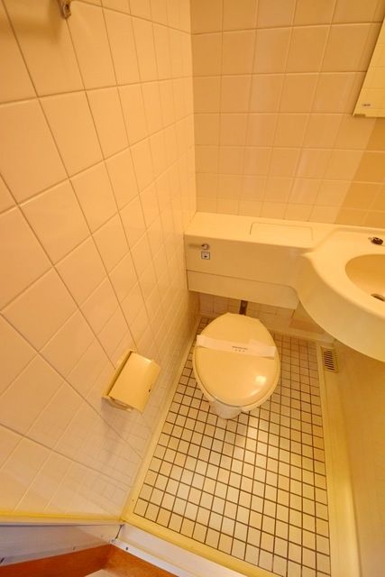 トイレ　★お部屋探しは株式会社タウンハウジング東京まで★