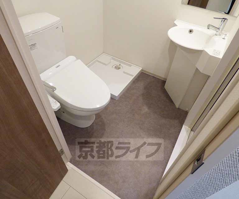 ファーストフィオーレ京都西陣のトイレ写真