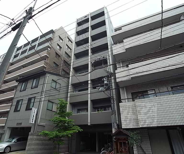CITY SPIRE烏丸御池の外観写真