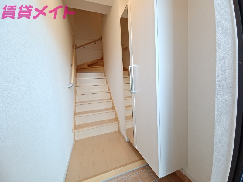 玄関　同型タイプ画像