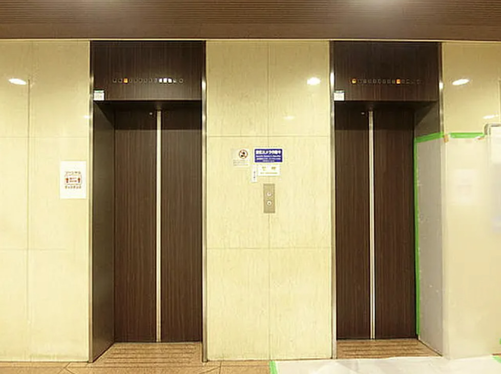 新宿ダイカンプラザA館の外観写真