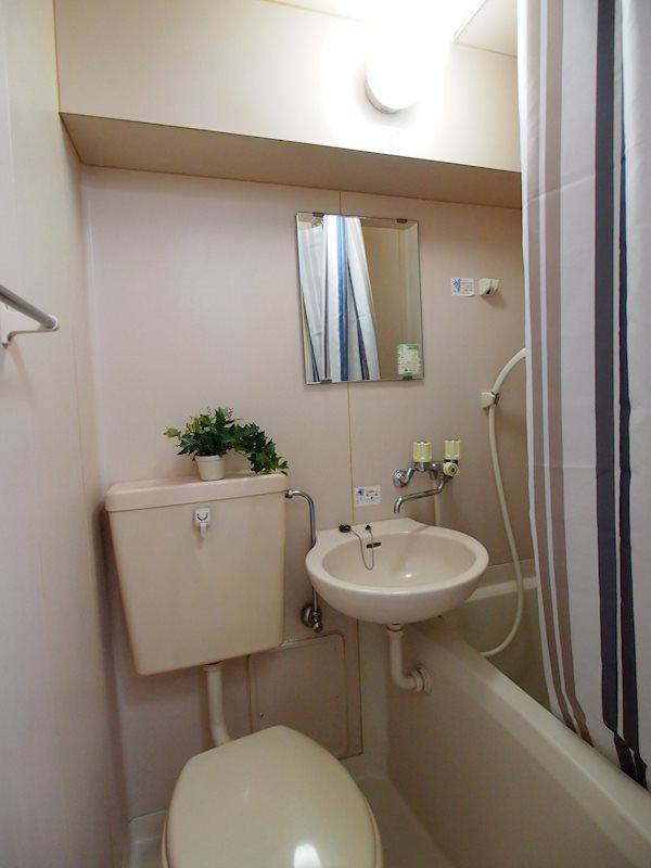 メゾンドフローレスIIの風呂写真