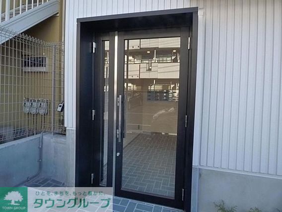 エントランス　エントランス