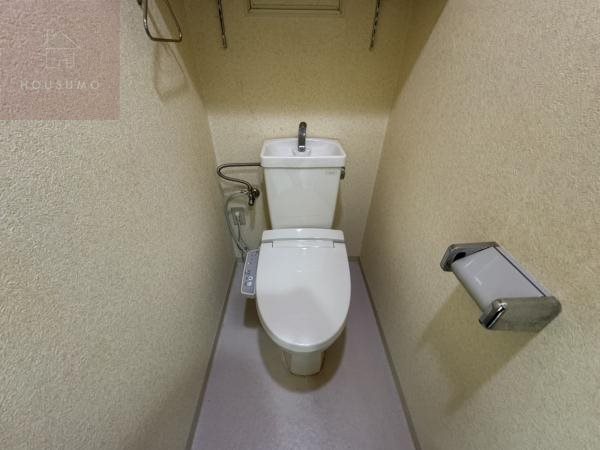 トイレ　シンプルで使いやすいトイレです